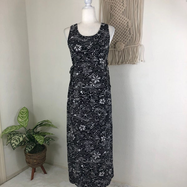 90s vintage black and white funky floral rayon maxi dress size 8 medium M mod y2k boho sundress spring summer festival casual grunge girly