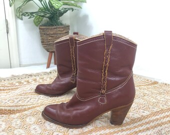 vintage maroon leather sexy boho shearling western cowboy booties size 7 made in Romania dark red bohemian southwestern pull on ankle boots