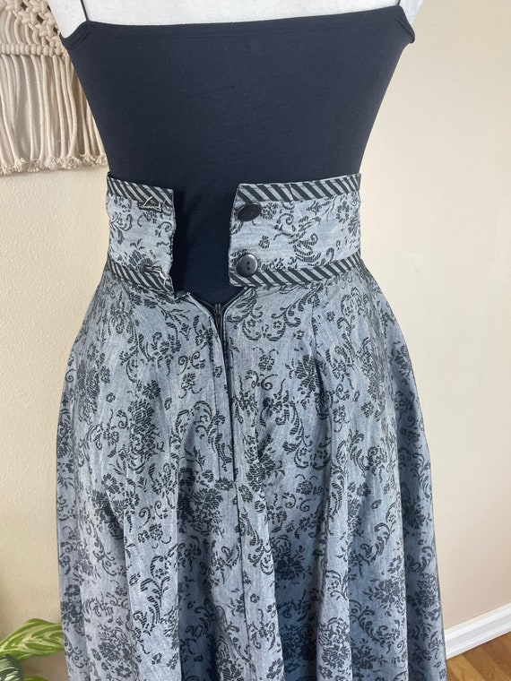 Gunne Sax *rare print* high waist grey damask pra… - image 7