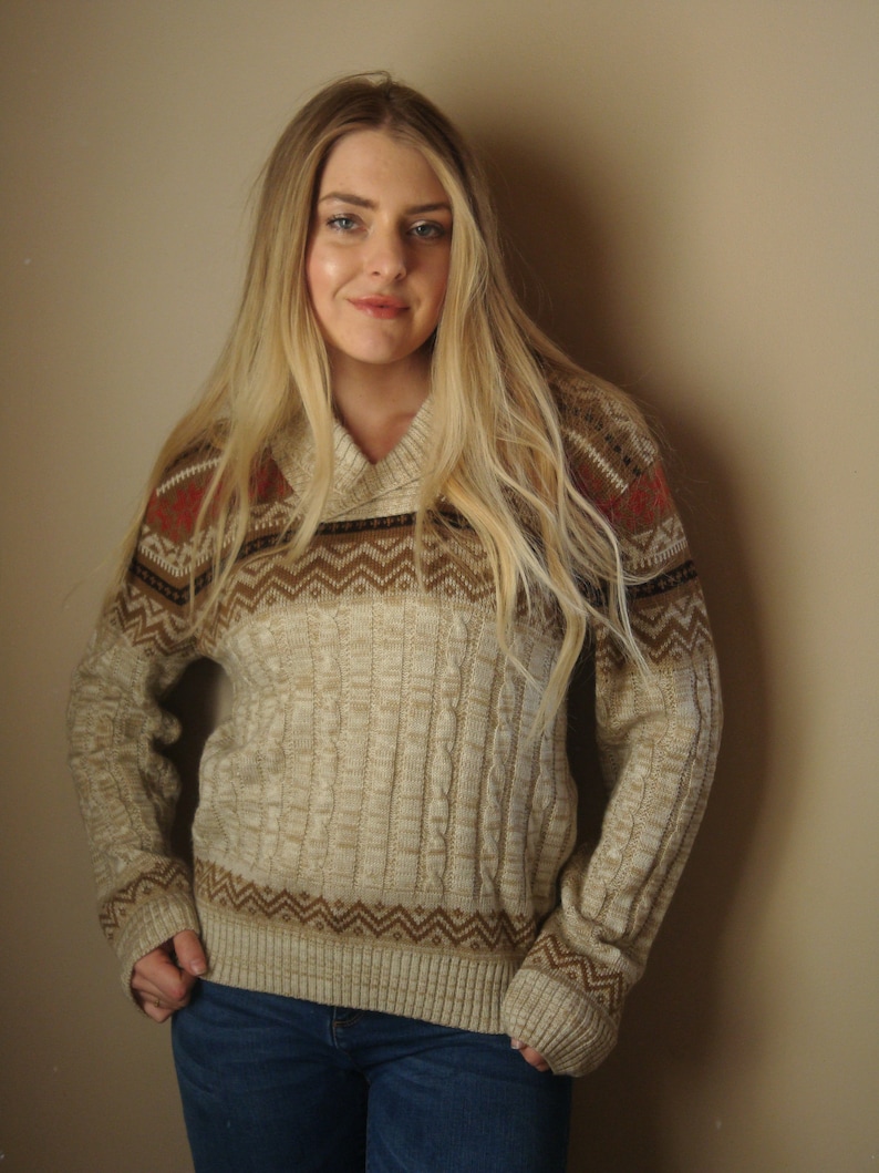 vintage cozy fair isle sweater Small 70s Cascade acrylic tan cream brown rust boho pullover cable knit the dude lebowski cardigan sweater