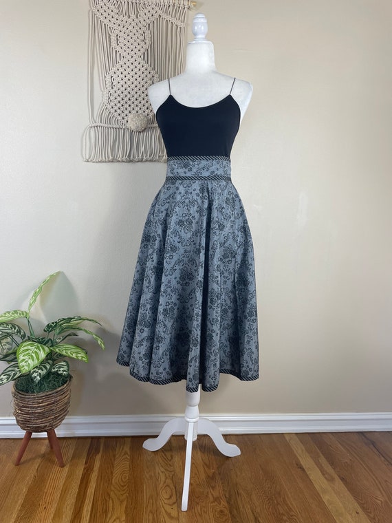 Gunne Sax *rare print* high waist grey damask pra… - image 1