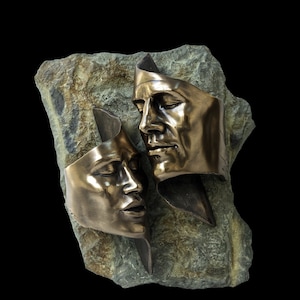 10.62 Inc Lovers Sculpture.