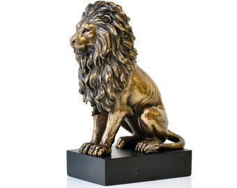 Lion Sitting on The Pedestal Statue