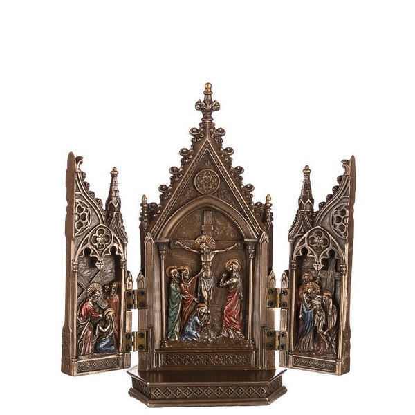 Triptych  Statue.Kalvarienberg Statue Winged Altar. Calvary Triptych