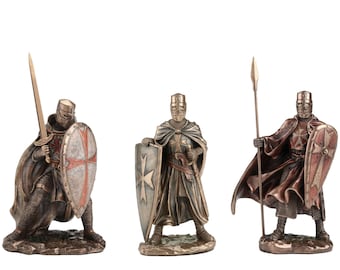 Maltese Knights Statue Set, Medieval Warrior Collectible, Sword Spear Shield Figurines