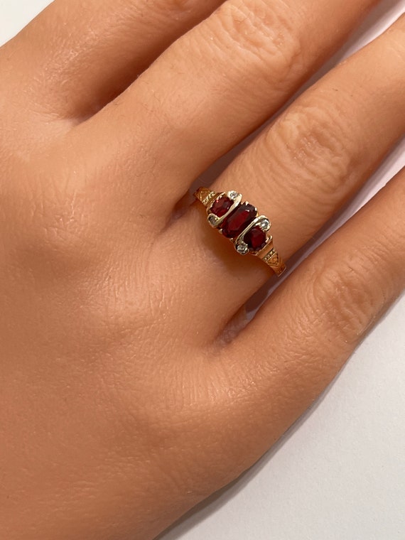 Garnet Ring -14K yellow gold Edwardian Era 0.77 c… - image 5