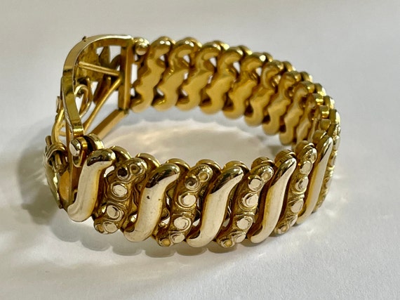 Vintage Expansion Bracelet - Retro 12k Yellow & R… - image 5