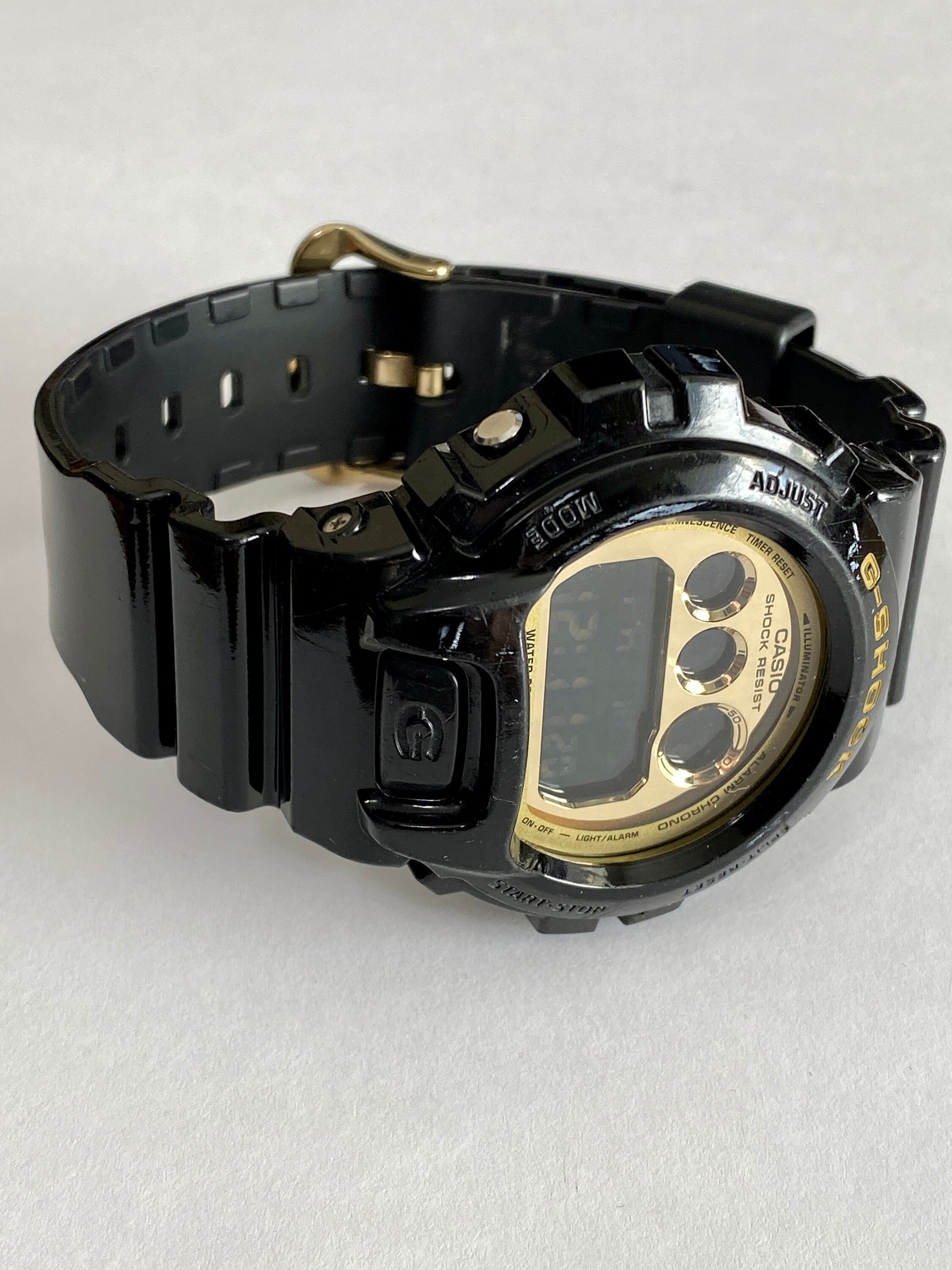 Contracción pasatiempo Ventana mundial Reloj de cuarzo Casio G-Shock Digital Negro y Oro DW-6900CB - Etsy España