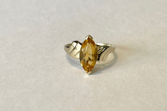 10k White Gold Marquise Citrine And Diamond Ring 10k White Gold Marquise Citrine And Diamond Ring