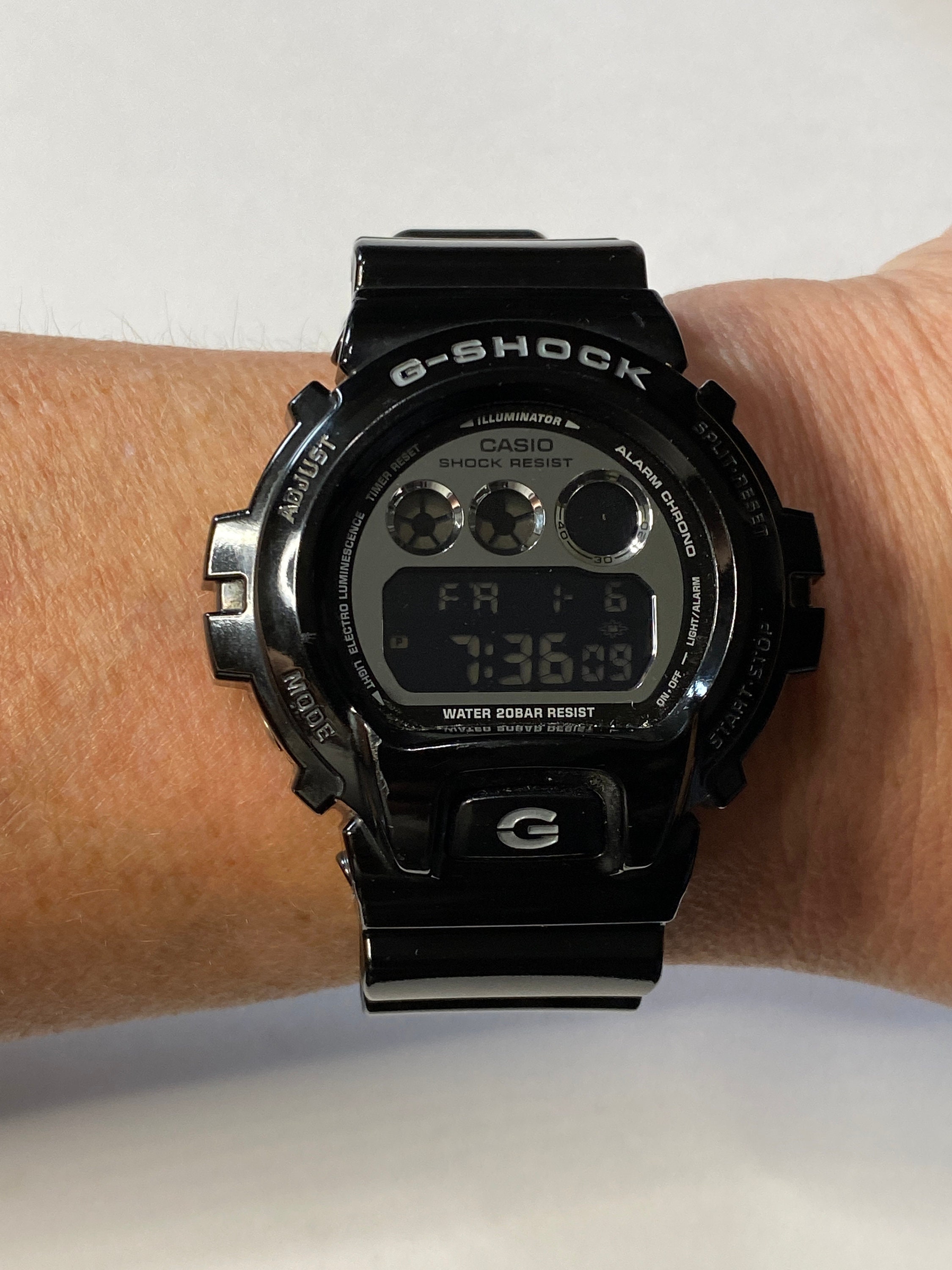 カシオ クォーツデジタル DW-6900NB - Etsy 日本
