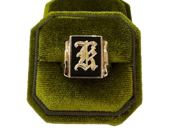 Vintage 10k Yellow Gold Onyx Signet Ring - Initial K - 1940s Retro Jewelry