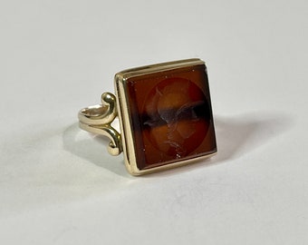 Edwardian Carnelian Intaglio Ring: 10k Rose Gold Roman Warrior Cameo