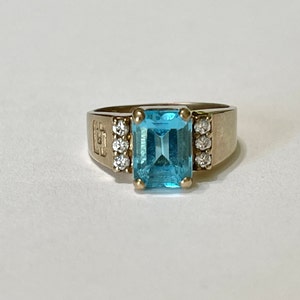 10k Yellow Gold Blue Spinel Ring: Emerald Cut Retro 1950s Ring
