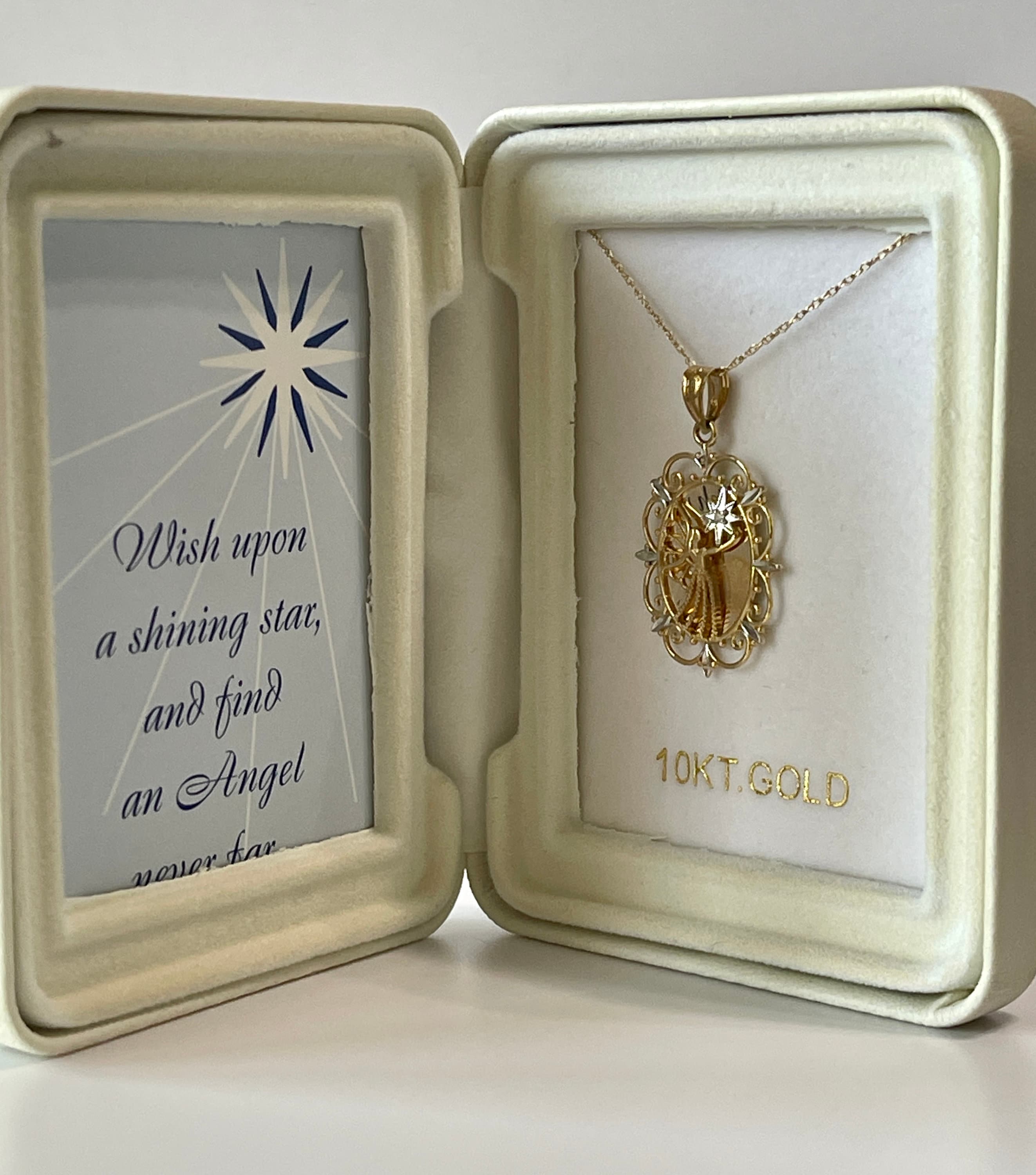 Gold Tag Pendant Necklace – RoseGold & Black Pty Ltd