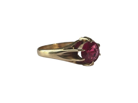 Edwardian Created Ruby Ring: 10k Yellow Gold Soli… - image 1
