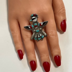 Vintage Zuni Thunderbird Sterling Silber Ring: Türkis, Koralle, Onyx, MOP - Größe 7,5