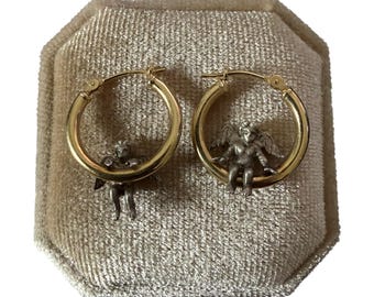 Vintage engel-cherubijnoorbellen - 14k gouden hoepels en sterlingzilveren engelen - Jacmel Jewelry Jaren 80