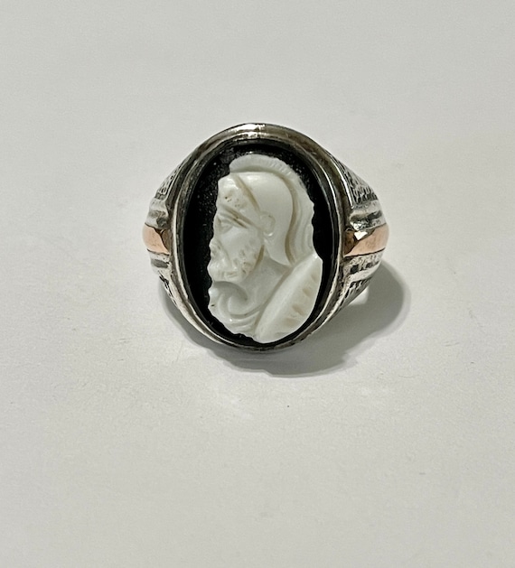 Vintage Sterling Silver Cameo Ring: Roman Soldier Sardonyx  display picture 1
