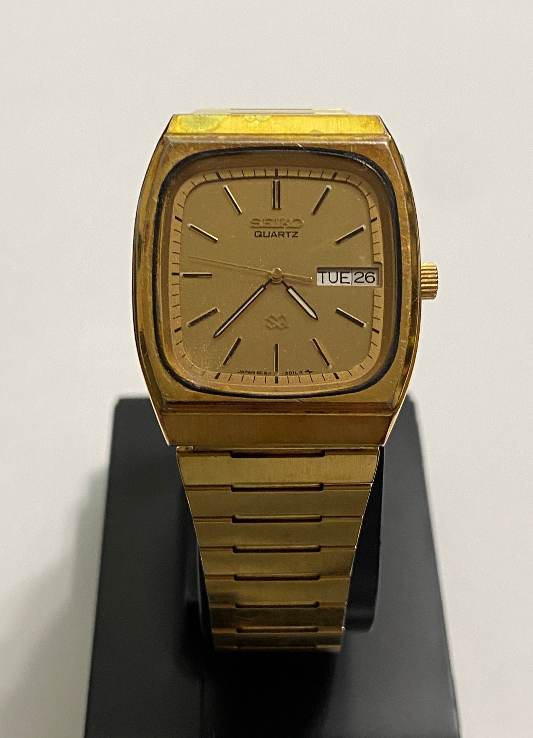 Vintage 1980's Seiko Analog Watch Gold Tone 8C23-5010 A0 - Etsy