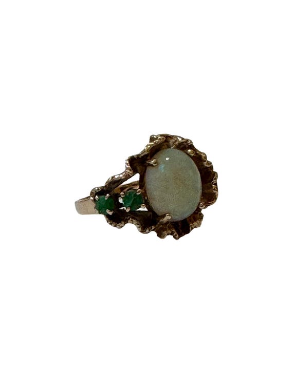 1960s Brutalist Opal & Emerald Ring - 14k Yellow … - image 2