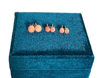 Vintage örhängen i 14K guld med änglahudskorall: Minimalistisk design