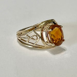 1980s Oval Citrine Ring: 10k Yellow Gold November Birthstone, Size 8