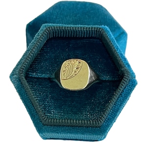 Vintage 9K Gold Signet Ring: 1970s Era, Birmingham Jewelry, Size 9