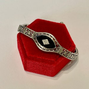 Antikes Art Deco Onyx Diamant Armband, 10k Weißgold Filigran, 1930er Jahre