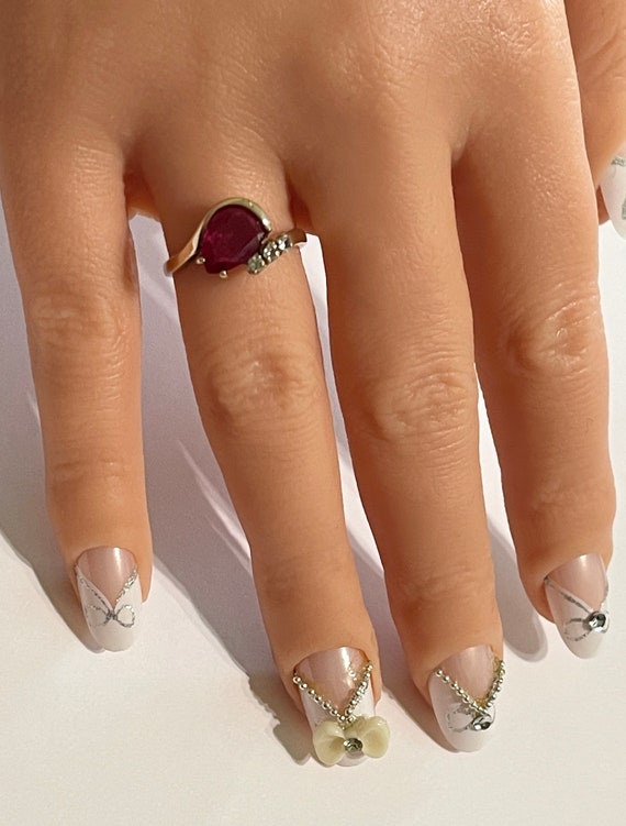 Vintage 1940s 10k Gold Created Ruby Ring with Spi… - image 5