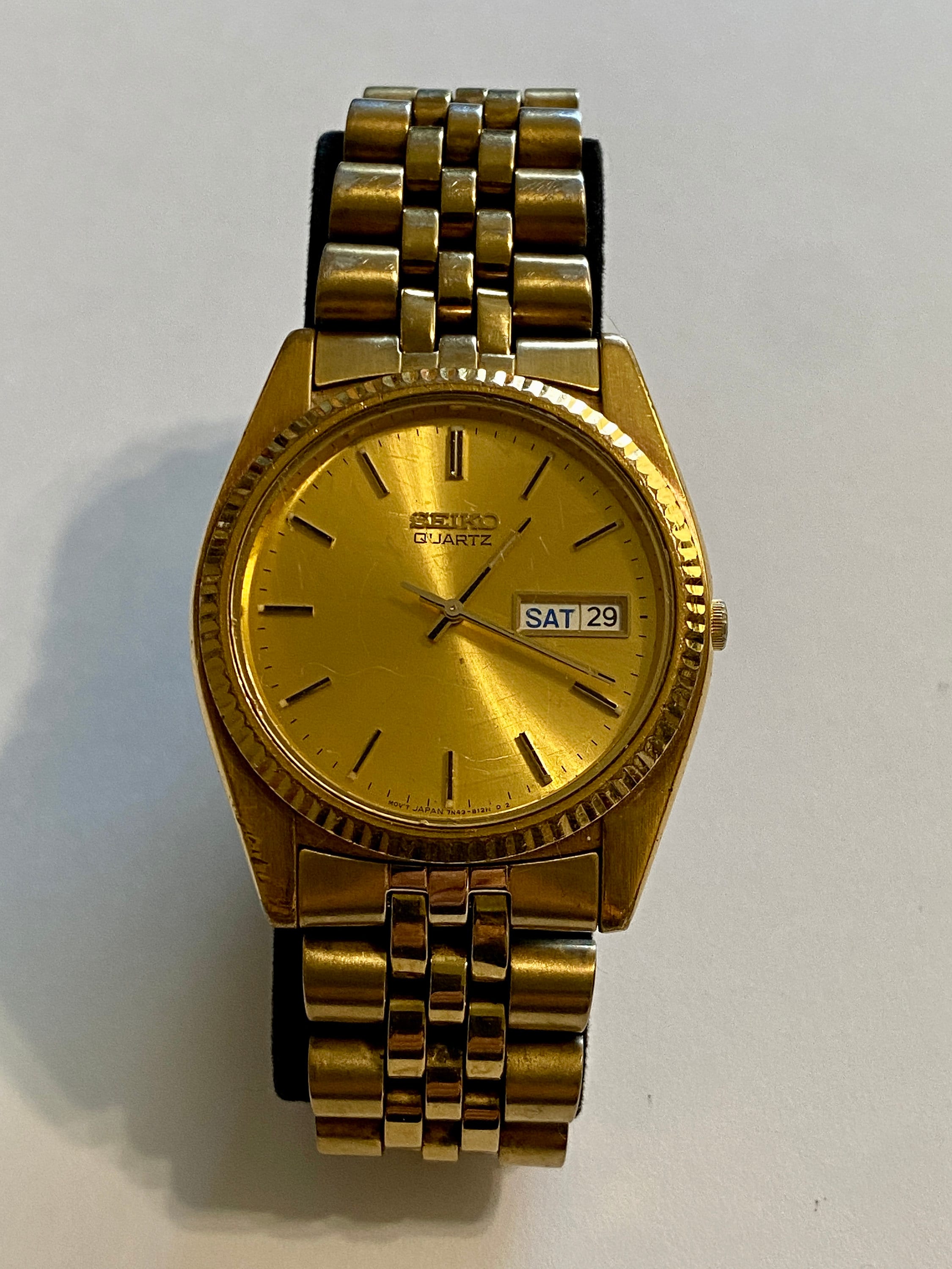 Vintage Seiko 7N43 8111 Men s Presidential Style Gold Tone Watch