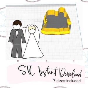 Puede incluir: Una descarga digital de un diseño de cortador de galletas de una pareja de bodas. La imagen muestra un cortador de galletas de plástico amarillo en forma de novia y novio. El texto "STC Descarga instantánea 7 tamaños incluidos" también es visible.