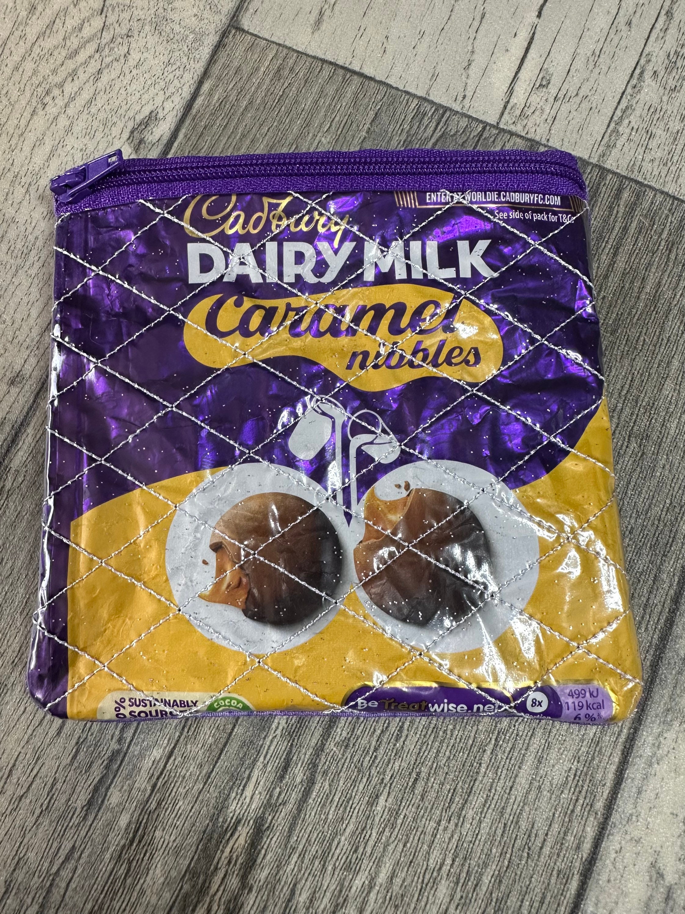 Cadbury Dairy Milk Chocolate House Kit 900g Outlet Online