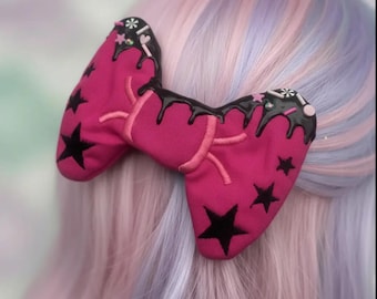 Pink Black Kawaii Goth Decoden Hair Bow, Frosting Style Bow Clip, Harajuku Y2K Cute Pastel Goth Accessory, Lolita Hair Clip