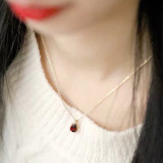 Garnet 2024 teardrop necklace