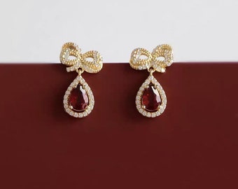 Garnet Teardrop Dangle Earrings, Red Garnet Drop Earrings, Vintage Garnet Gemstone Earrings, Garnet Bridal Earrings, Vintage Earrings Gifts