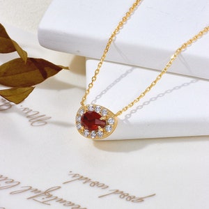 Dainty Garnet Pendant Necklace, Natural Garnet Necklace, Garnet Necklace Gold, January Birthstone Necklace, January Birthday Gift for Her