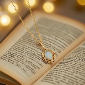 Vintage Opal Necklace, Opal Necklace Gold, Natural Opal Pendant Necklace, White Opal Necklace, Necklace for Women, Anniversary Gifts for Her