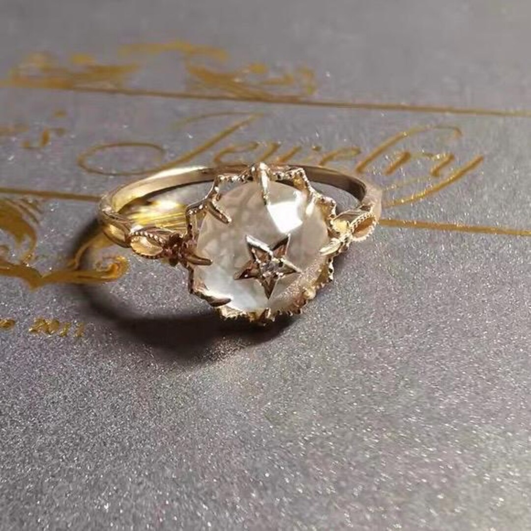 Unique Diamond Star Solitaire Engagement Ring • Solid Gold