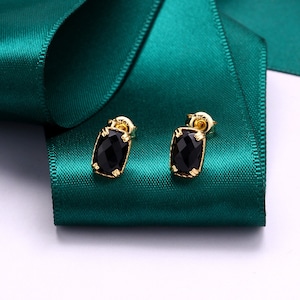Black Onyx Stud Earrings, Minimalist Stud Earrings, Natural Onyx Stud Earrings, Baguette Onyx Studs, Vintage Onyx Earrings, Gifts for Friend
