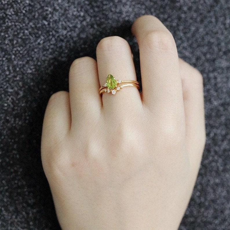 Natural Peridot Promise Ring Green Peridot Engagement Ring Etsy