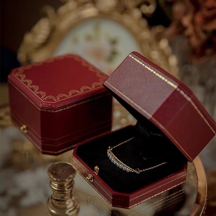 Vintage Style Necklace Box, Antique Style Jewelry Box Vintage Style Necklace Box, Antique Style Jewelry Box