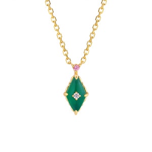 Zierliche Anhänger Halskette, Grüne Jade Halskette, Natürliche Jade Anhänger, Zarte Halskette für Frauen, Jeden Tag Halskette, Geburtstagsgeschenk für Sie
