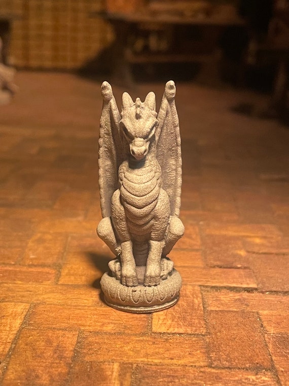 Lost Miniatures - Dragon Gargoyle - 1/12 Scale - stone finish, dollhouse, diorama, gothic - mini set!