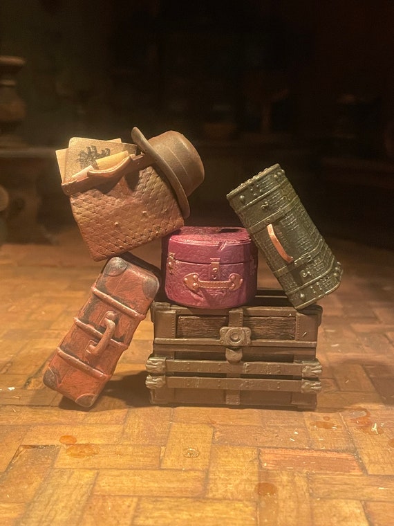 Lost Miniatures - Premium Luggage Bundle - 6 Pieces - Bags, Trunks, suitcases / hat box -  diorama, dollhouse - Mini Set!