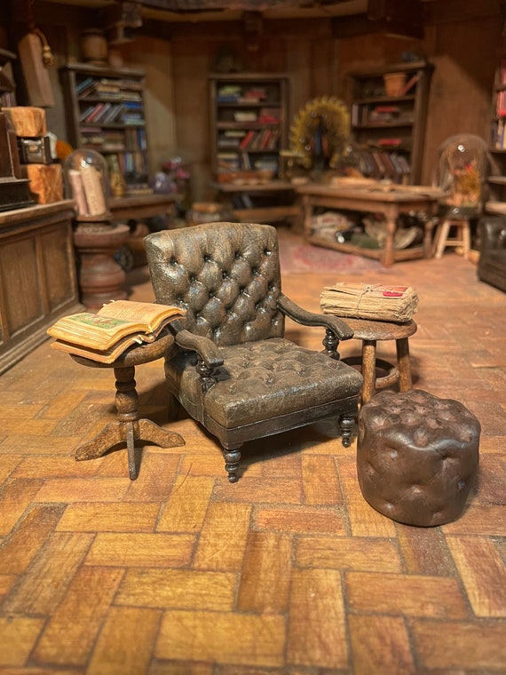 Lost Miniatures - The Tommy Armchair - dollhouse furniture, reading room, library - 1/12 Scale