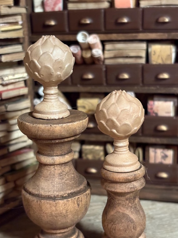 Lost Miniatures - Artichoke Sculpture - Dollhouse Decor - 1/12 Scale - Mini / Home / Diorama