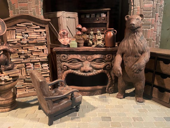 Lost Miniatures - Monster Fire Place - 1/12 Scale - Fantasy, rusted cast iron finish with Wooden Mantle - Dollhouse / Diorama / Mini Set!