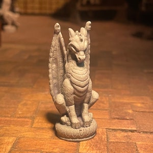 Lost Miniatures - Dragon Gargoyle - 1/12 Scale - stone finish, dollhouse, diorama, gothic - mini set!