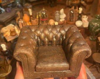 Lost Miniatures - The Chester Armchair V2 - dollhouse furniture, reading room, library - 1/12 Scale
