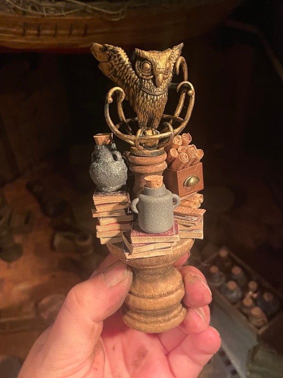 Lost Miniatures - The Golden Owl V2 - 1/12 Scale - Library / Museum / Grand Entrance - Dollhouse / Diorama / Mini Set!